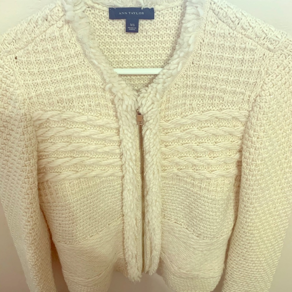 Ann Taylor blazer/jacket/knit (65% acrylic)